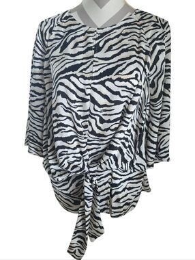 Vince Camuto• Animal Print Keyhole Tie Knot Front Blouse Top Large